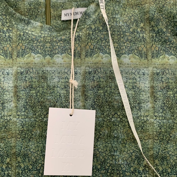 My Mum Made It 	
Persian Romper - Picture 4 of 4